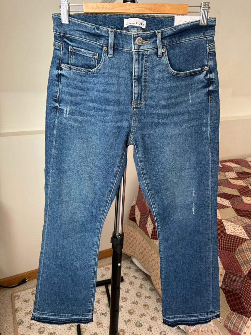 Loft Flare Crop Jeans NWT 28 6